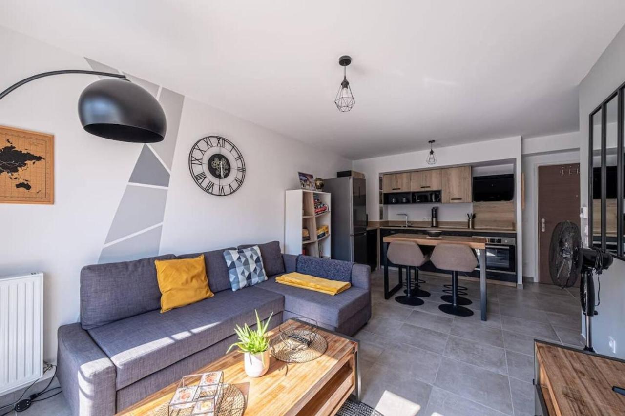 F2 Cozy Pour 4 Proche Disneyland - Fairytale Factory Villeneuve-Saint-Denis Dış mekan fotoğraf